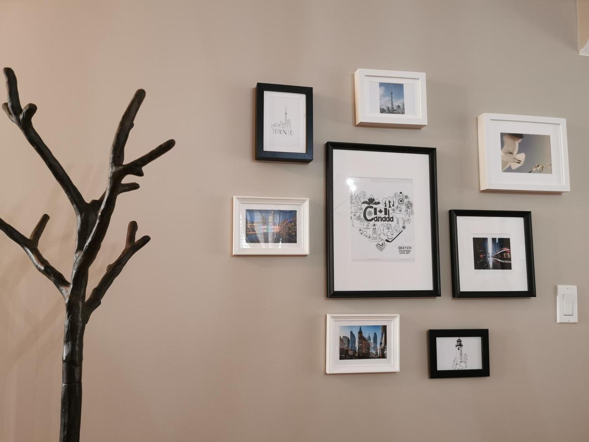 4 Bedroom 3 Washroom Charming Home In Markham With Warm Cozy Vibe Kültér fotó